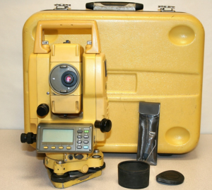 luu-y-khi-thue-may-toan-dac