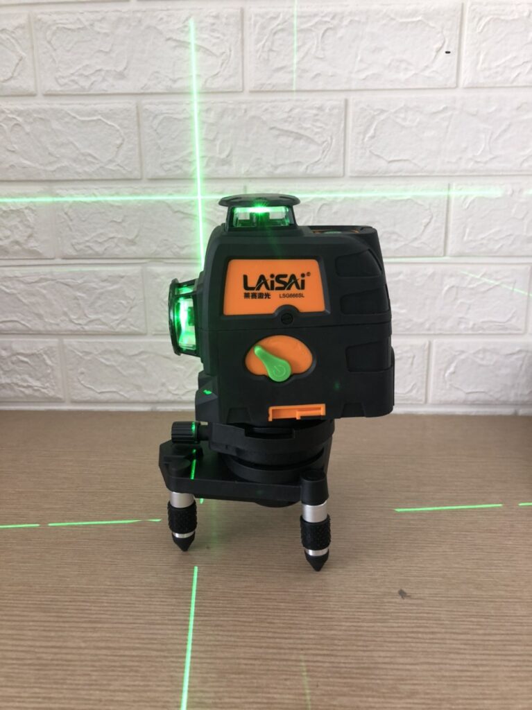 Máy cân bằng laser Laisai