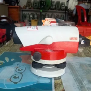 may-thuy-binh-leica-gia-re