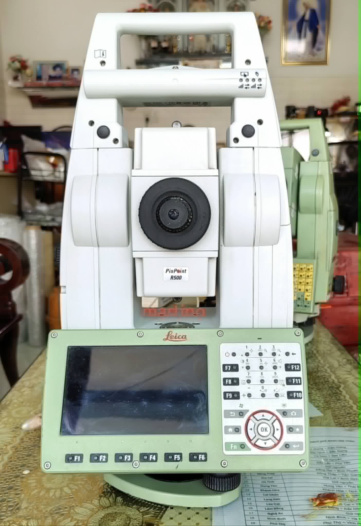 máy toàn đạc tự động leica viva ts16